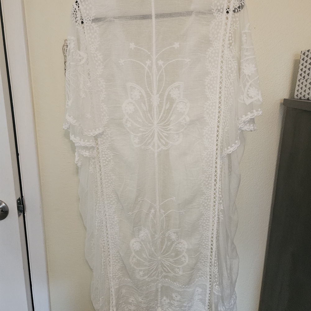 Kindred Boh9  White Lace Kimono Jacket Wonderful lLace and Embroidery Details - Picture 7 of 9